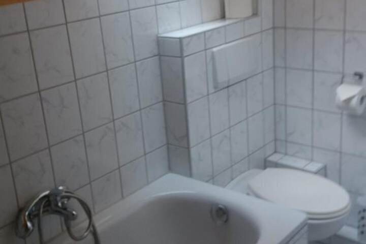 Room 10 of 22