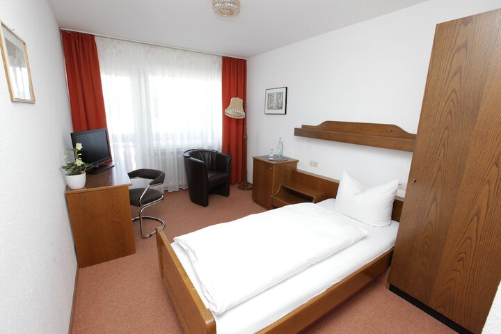 Room 14 of 41