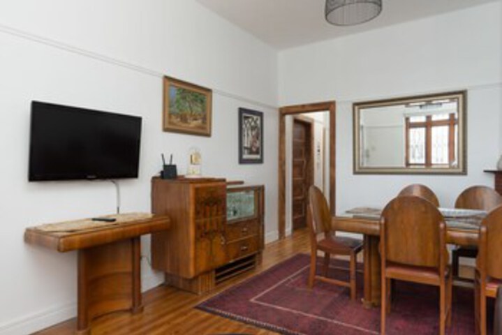 Room 10 of 17