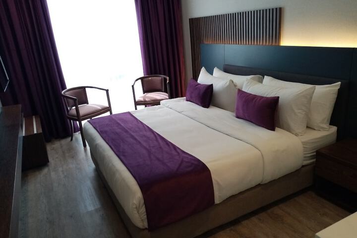 Room 29 of 99