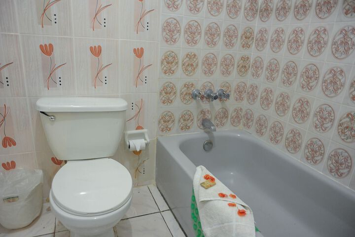Room 40 of 69
