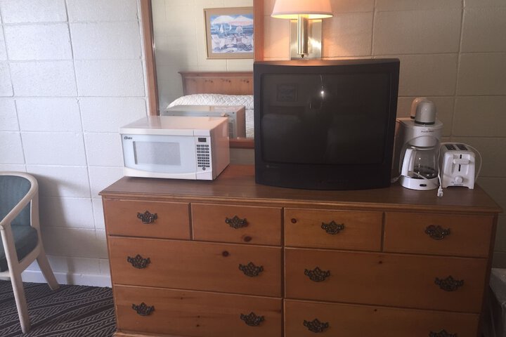 Room 9 of 43