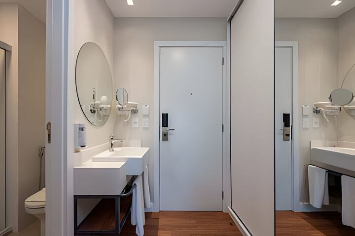 Room 20 of 26