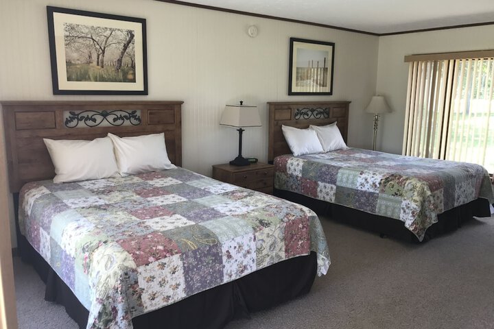 Room 2 of 41