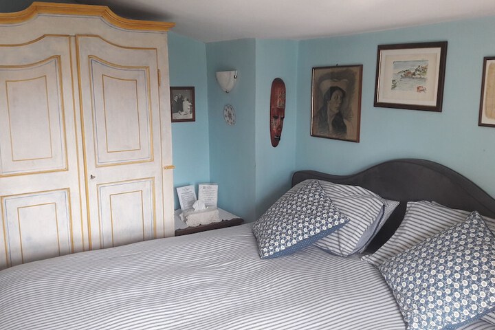 Room 11 of 55