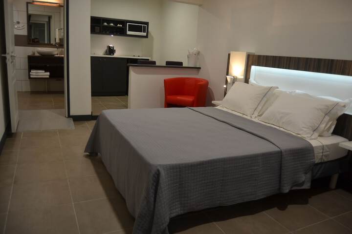 Room 16 of 31