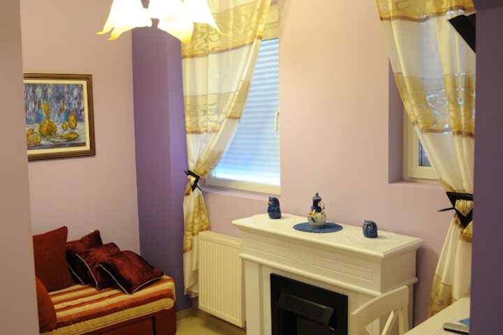Room 7 of 36