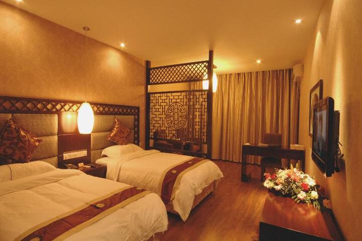 Mount Emei Peace Hotel