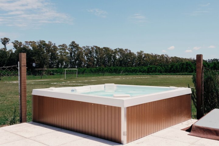 Pool 28 of 74