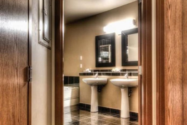 Clean Restrooms