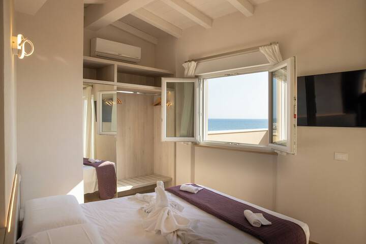 Room 20 of 69