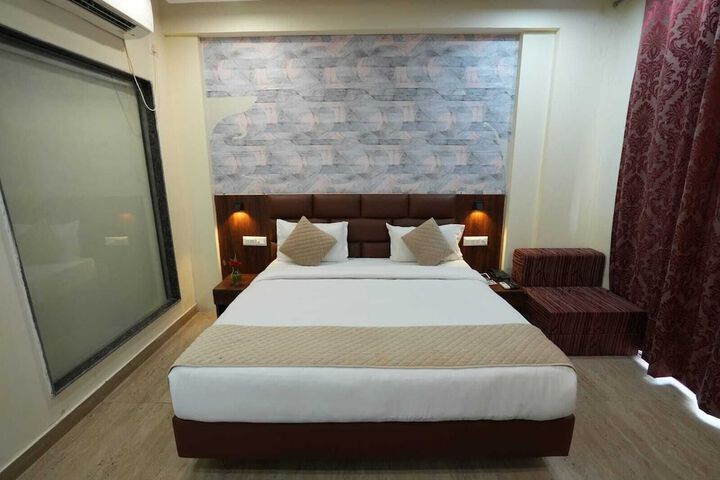 Room 4 of 29