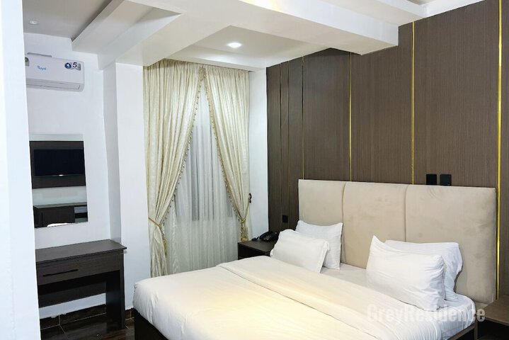 Room 3 of 45