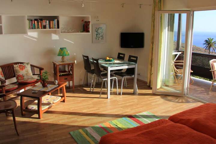 Room 3 of 41