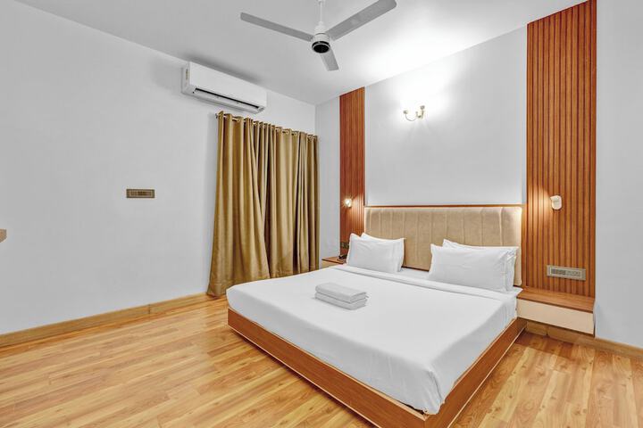 Room 14 of 27