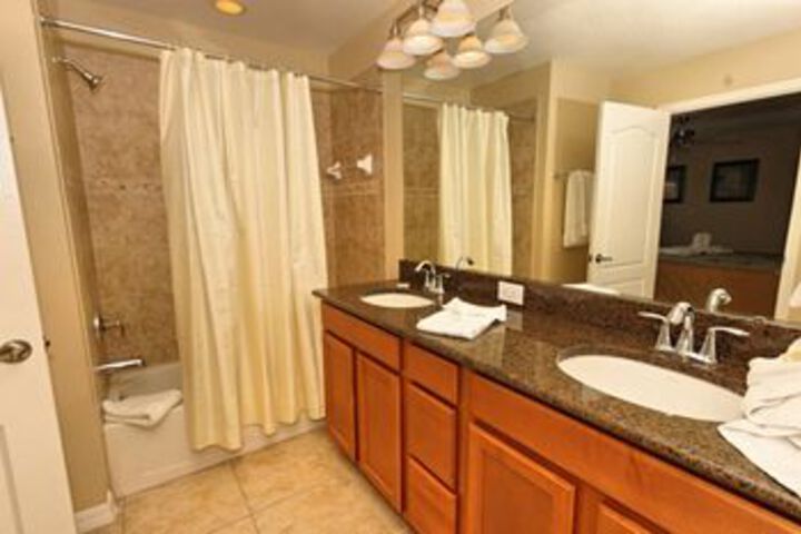 Room 3 of 19