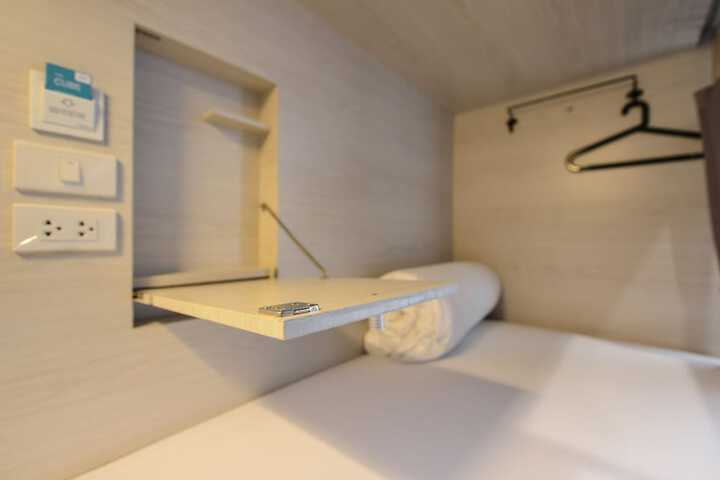 Room 11 of 42