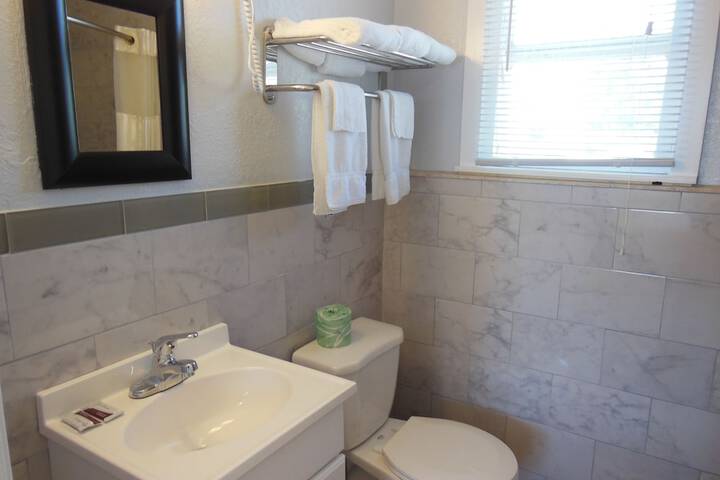 Room 20 of 42