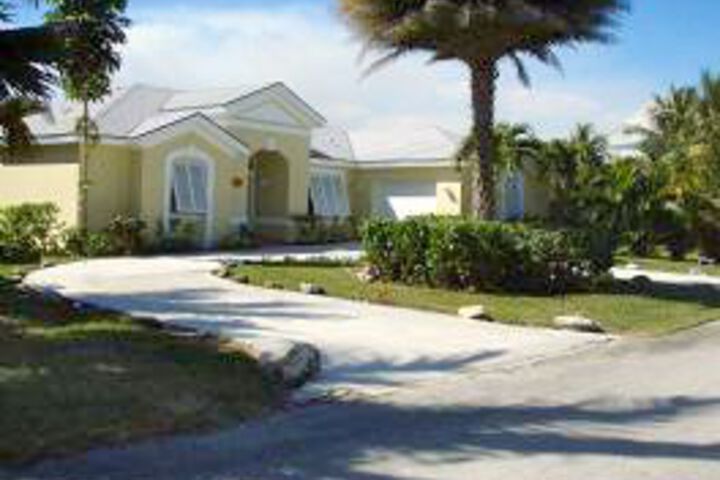 Yellowfin by Living Easy Abaco