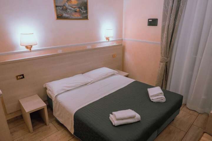Room 38 of 73