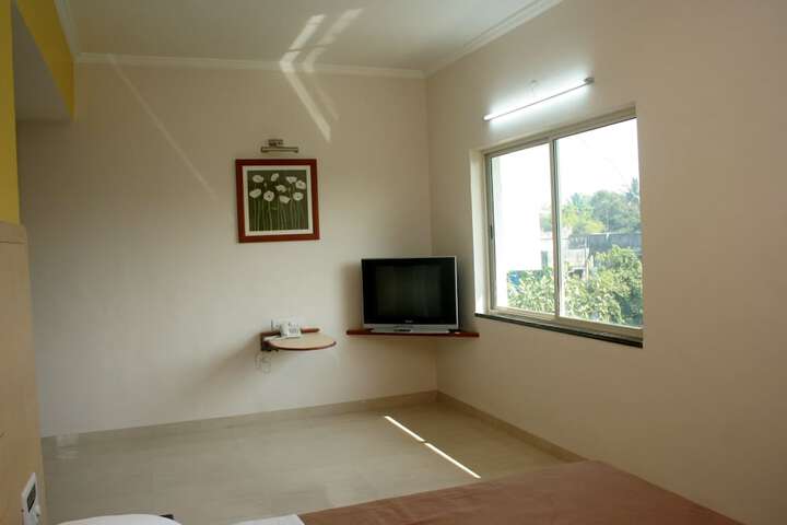 Room 22 of 40