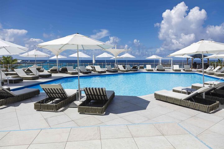 Pool 124 of 178
