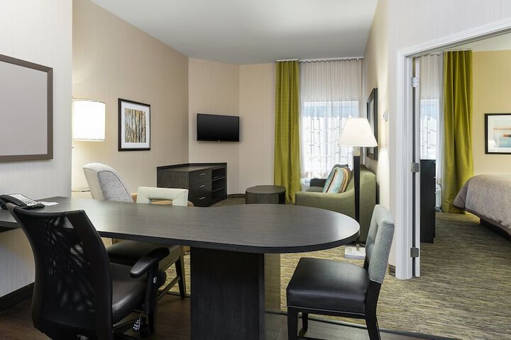 1 Queen Studio Suite (5 of 17)