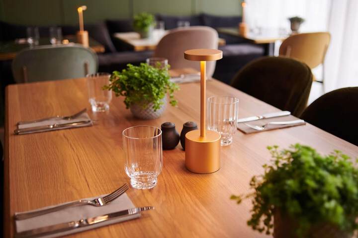 Dining 50 of 78