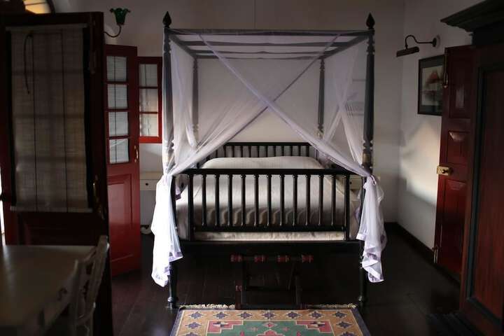 Room 5 of 27