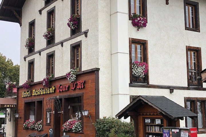 Hotel La Tour dAï