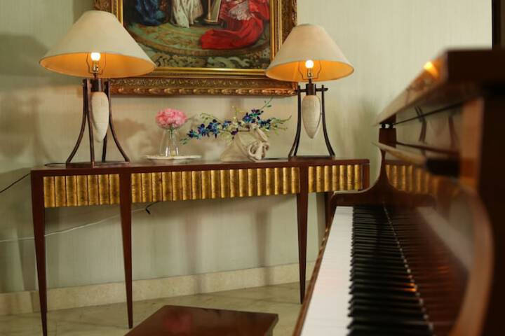 Hotel Lobby