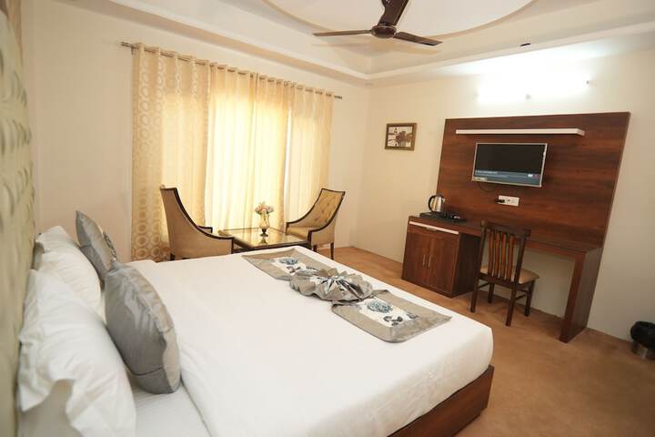 Room 11 of 23