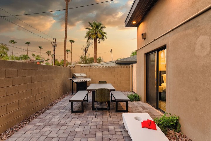 Terrace/Patio 27 of 28