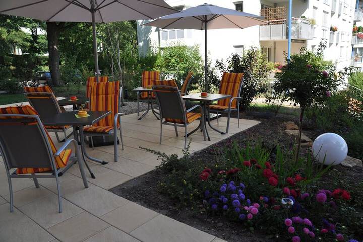 Terrace/Patio 25 of 28