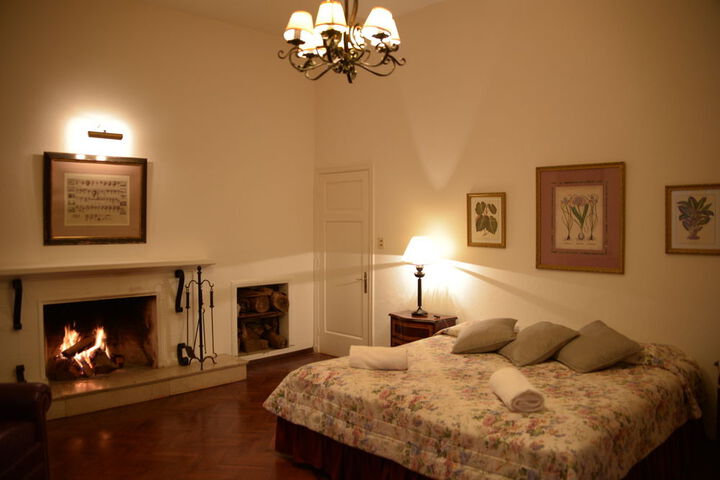 Room 33 of 73