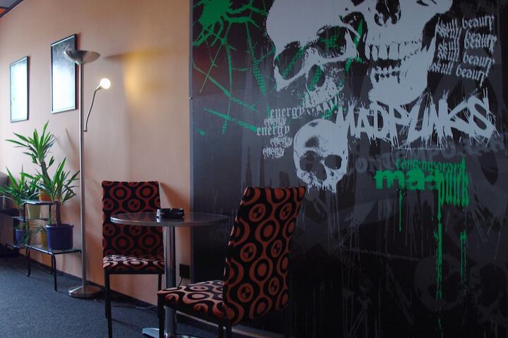 Room 40 of 99