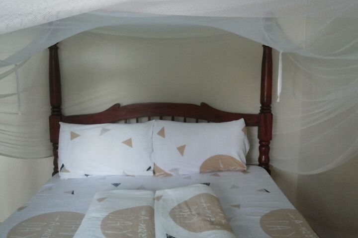 Room 8 of 45