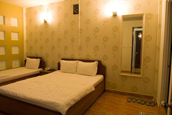 Room 19 of 47