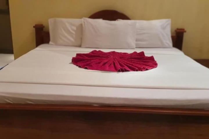Room 14 of 21