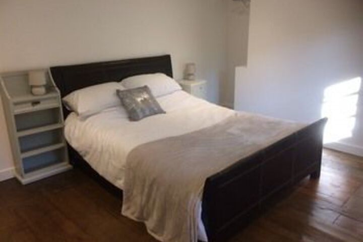 Room 14 of 28