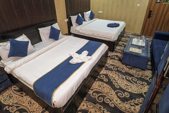 Room 34 of 92