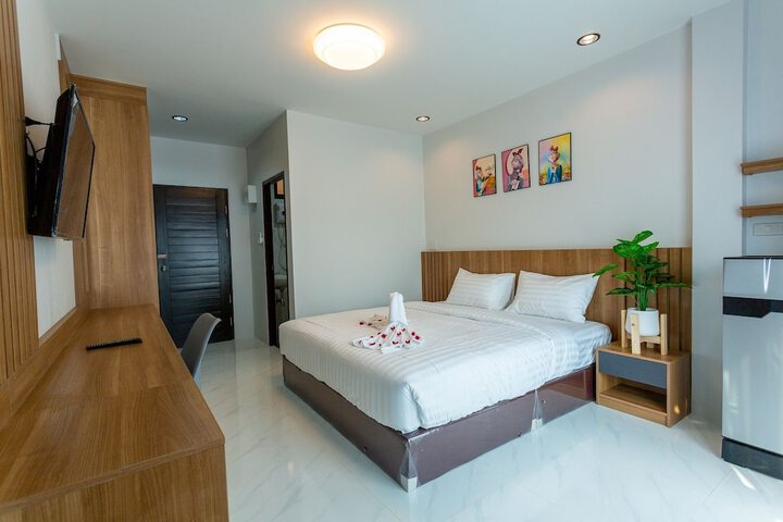 Room 25 of 58