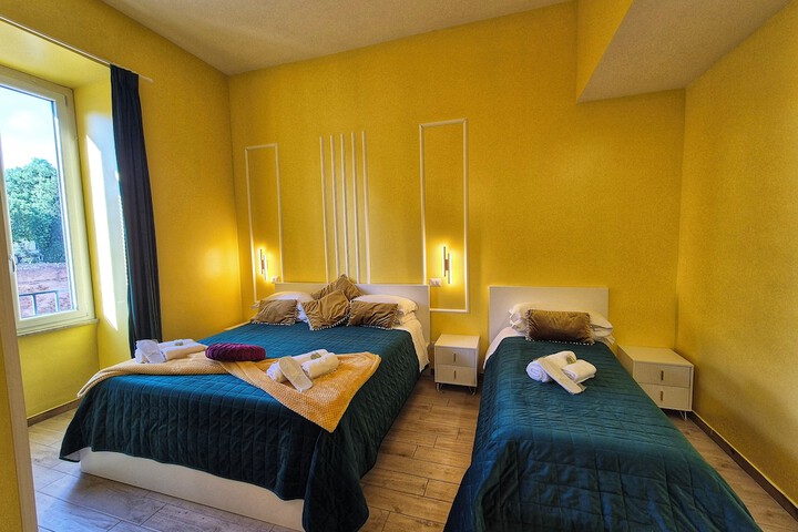Room 20 of 36