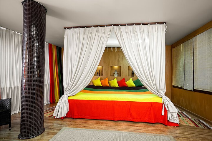 Room 7 of 85
