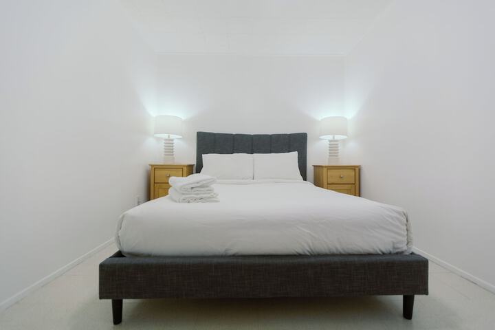 Room 8 of 47