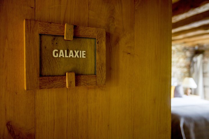 Room 25 of 209
