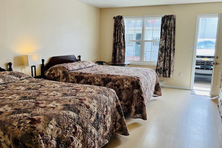 Room 14 of 81