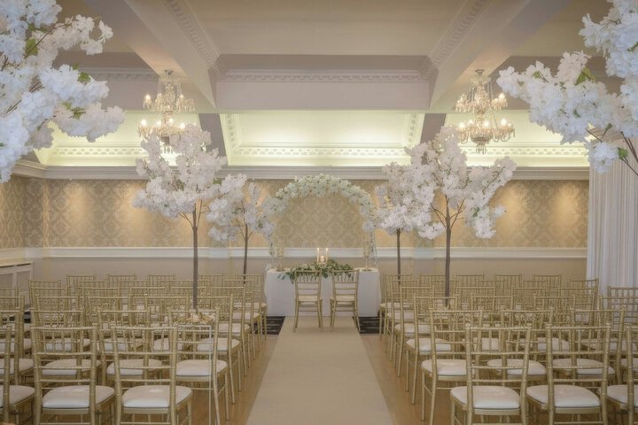 Ballroom/Hall 33 of 78