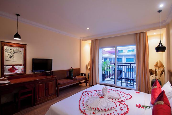 Room 11 of 21