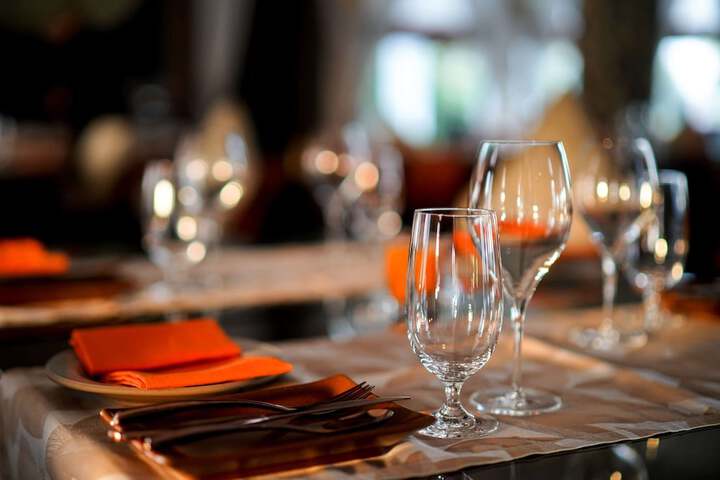 Dining 120 of 207